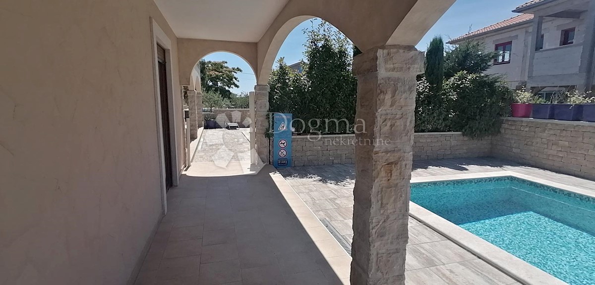 Casa Linardići, Krk, 300m2