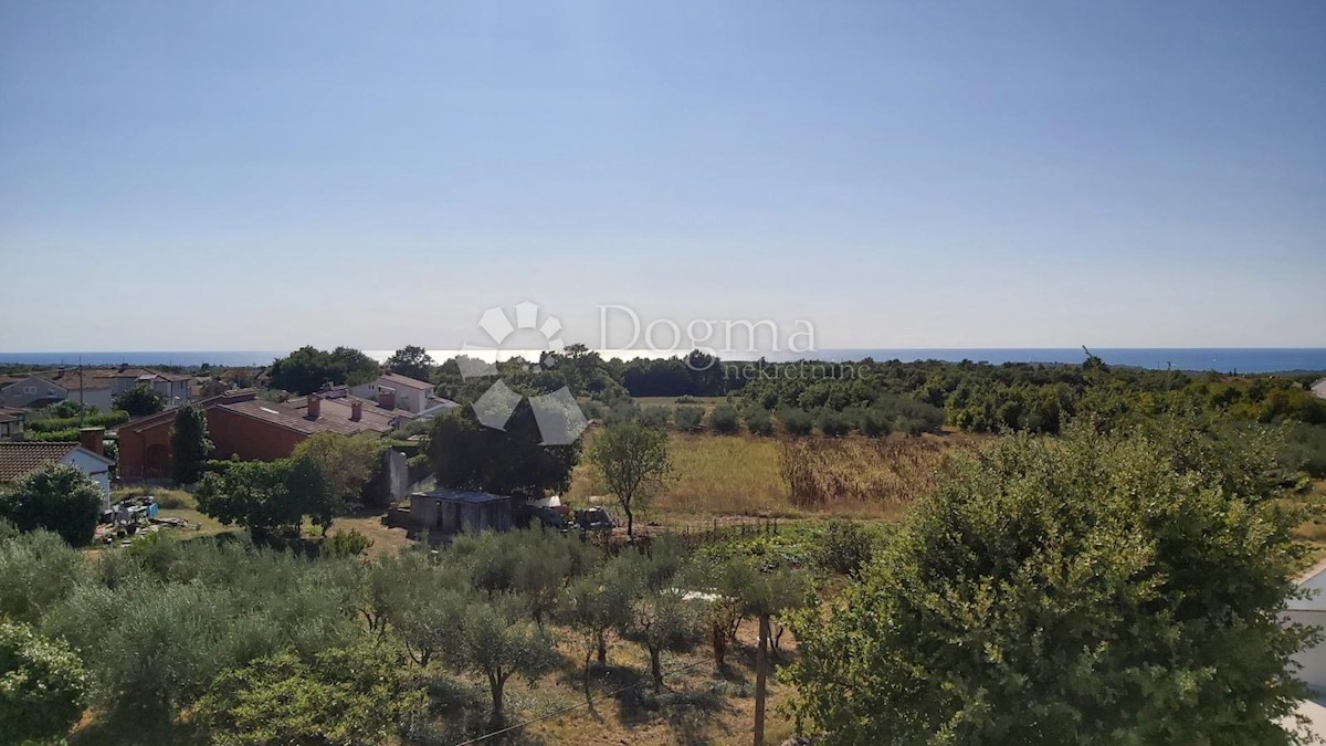 Casa con appartamenti con vista panoramica sul mare