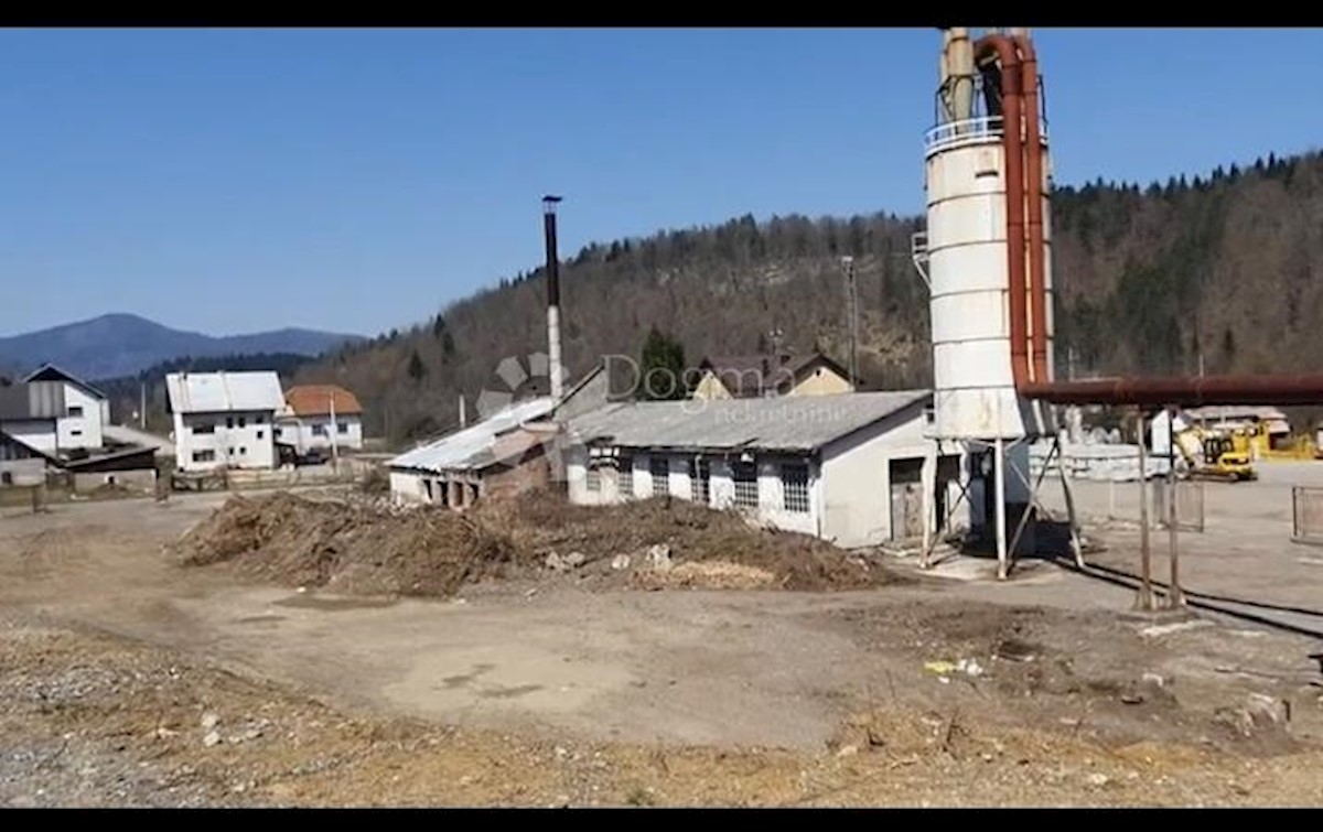 Locale commerciale Gomirje, Vrbovsko, 12.466m2