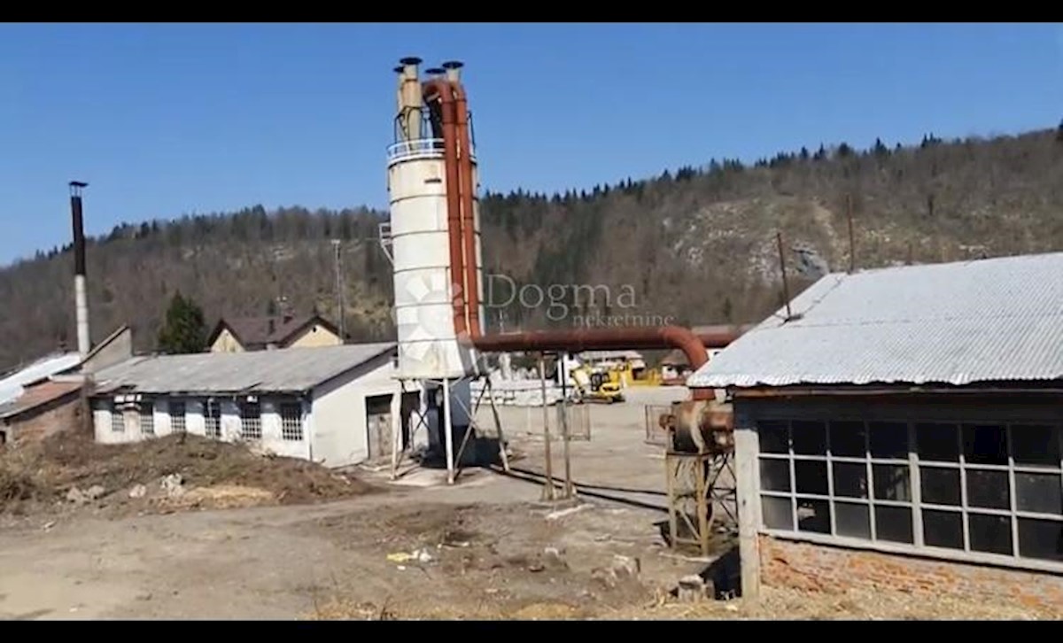 Locale commerciale Gomirje, Vrbovsko, 12.466m2