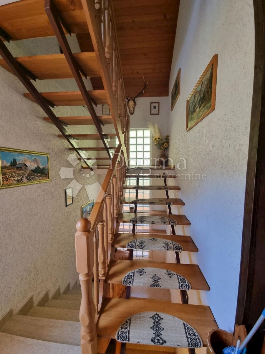 Casa Krivac, Delnice, da, 480m2