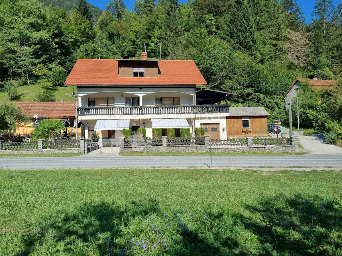 Casa Krivac, Delnice, da, 480m2