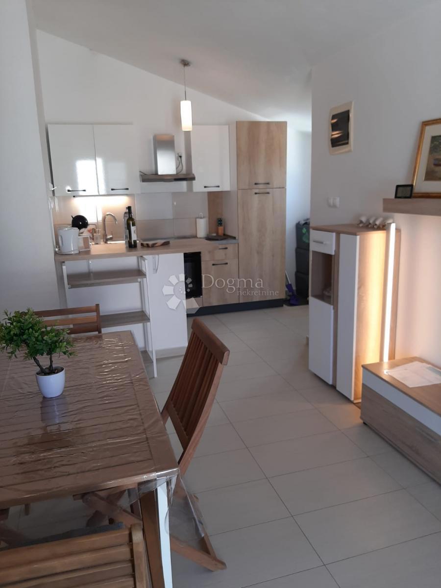Casa Kanica, Rogoznica, 150m2