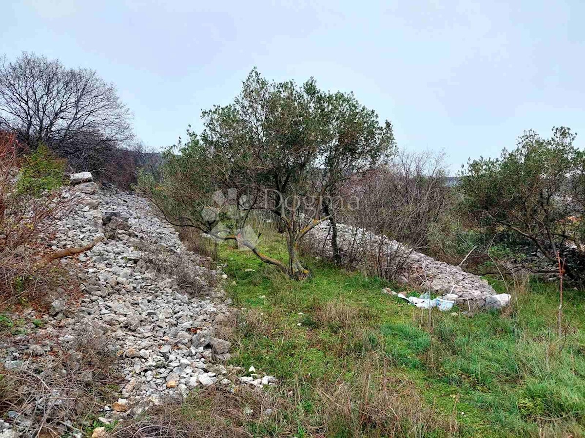 Terreno Vrbnik, 1.638m2