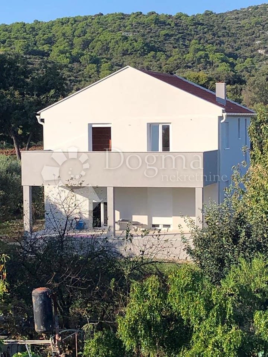 Casa Tkon, 135m2