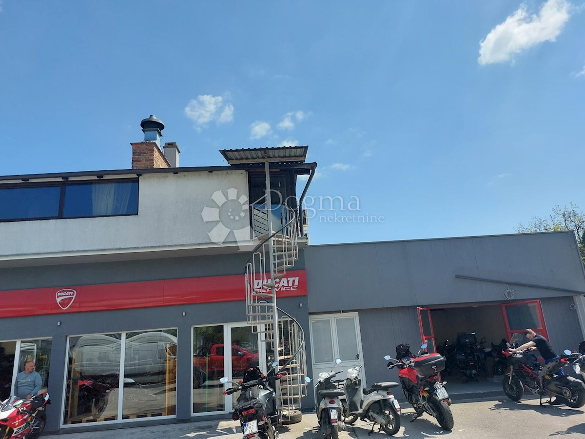 Locale commerciale Podsused, Podsused - Vrapče, Samoborska cesta, 905m2