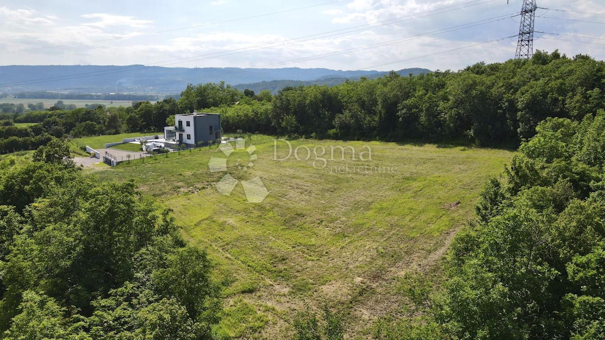 Terreno Kršan, 2.840m2
