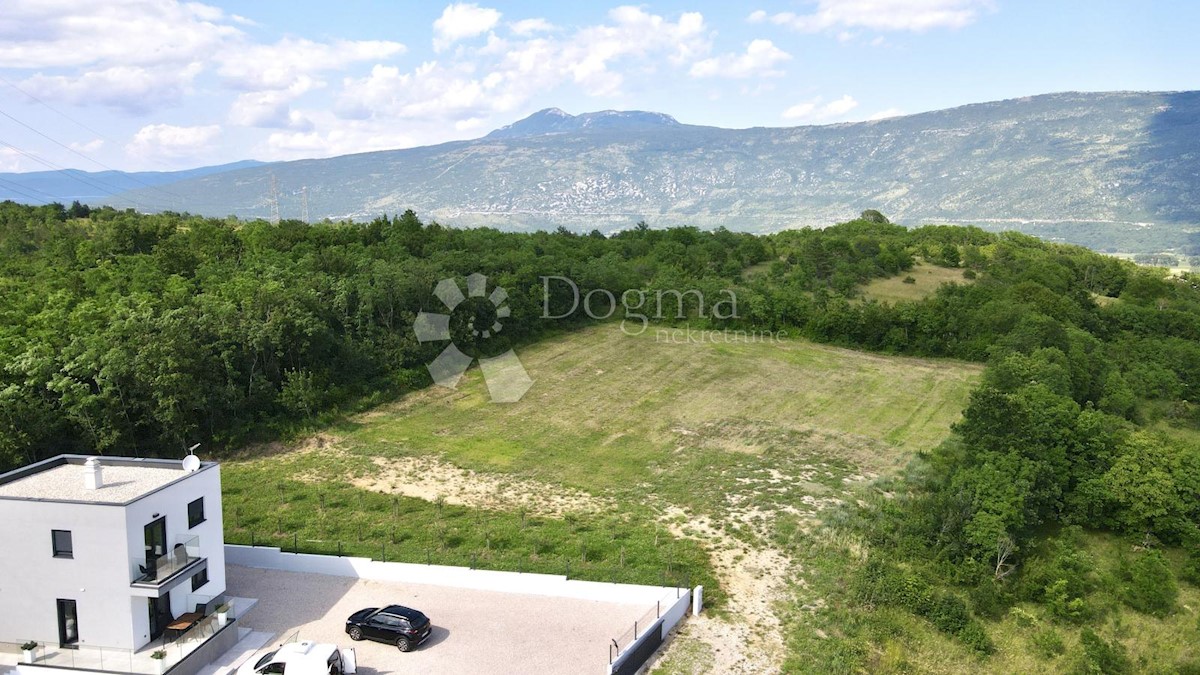 Terreno Kršan, 2.840m2
