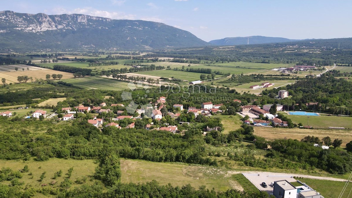 Terreno Kršan, 2.840m2