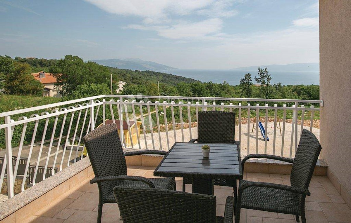 Casa Ravni, Raša, 181m2