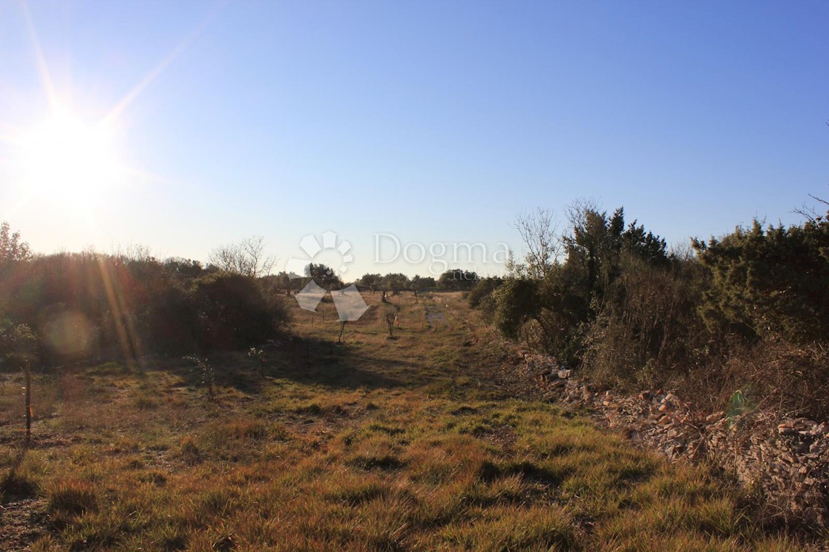 Terreno Fažana, 1.723m2