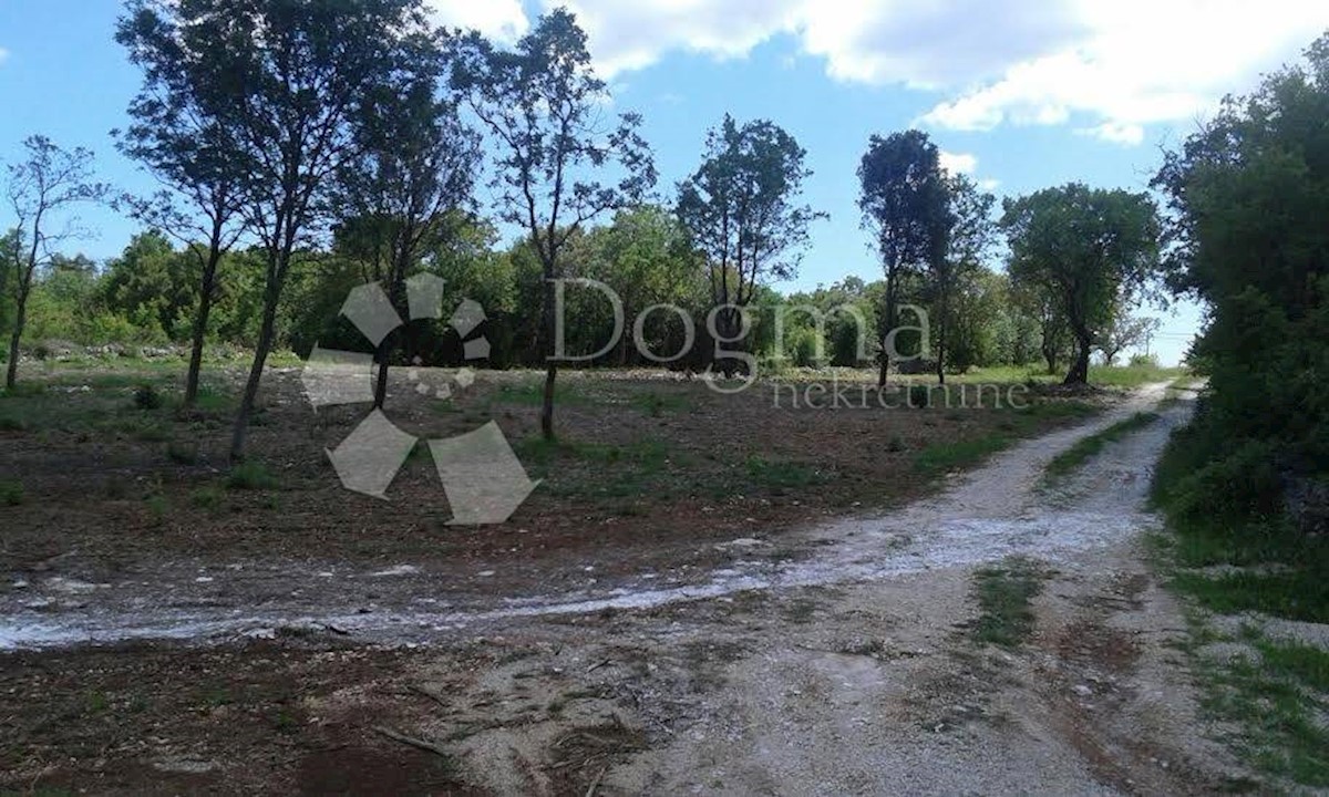 Terreno Rakalj, Marčana, 4.180m2