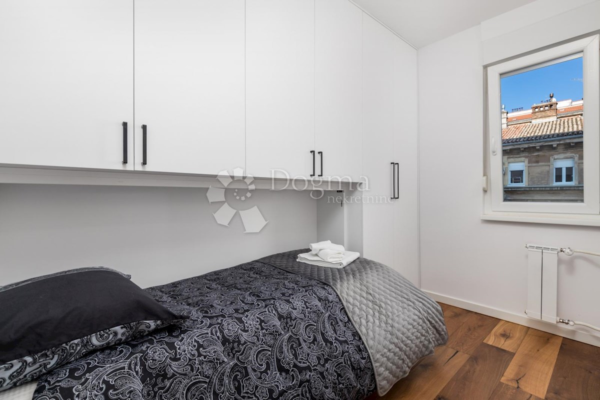 Allogio Centar, Rijeka, 64m2