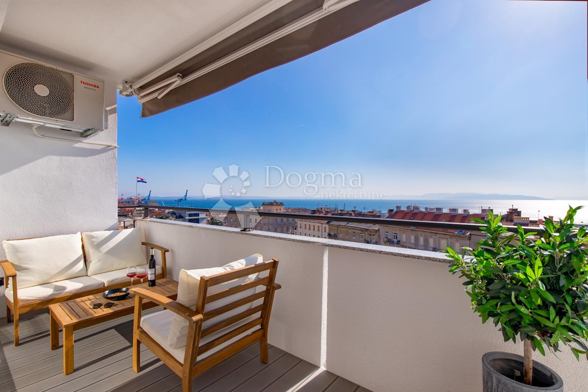 Allogio Centar, Rijeka, 64m2