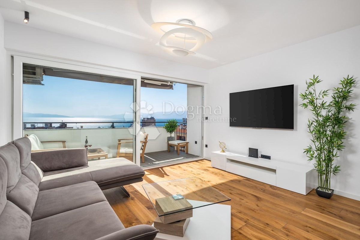 Allogio Centar, Rijeka, 64m2