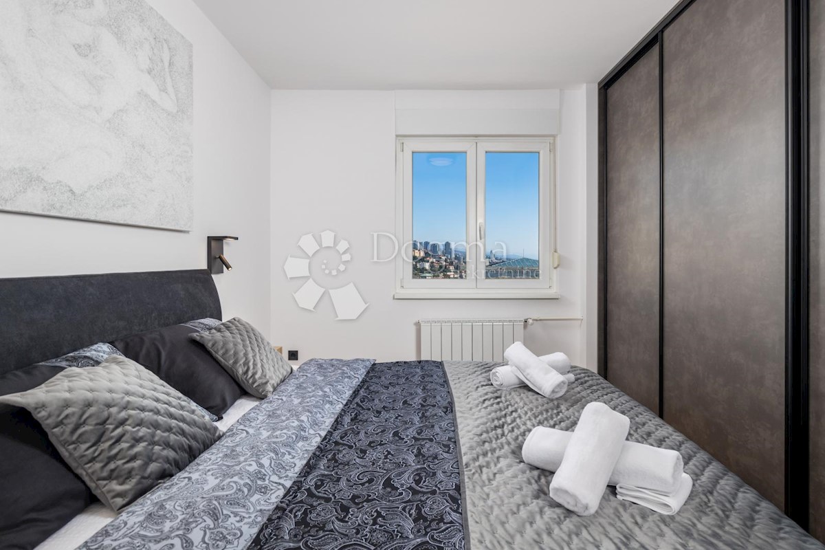 Allogio Centar, Rijeka, 64m2