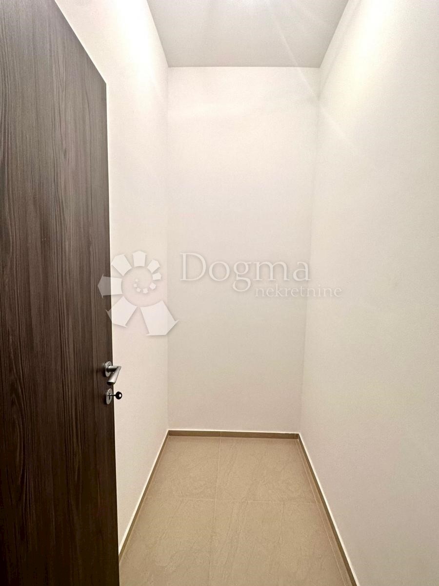 Allogio Centar, Pula, 105m2