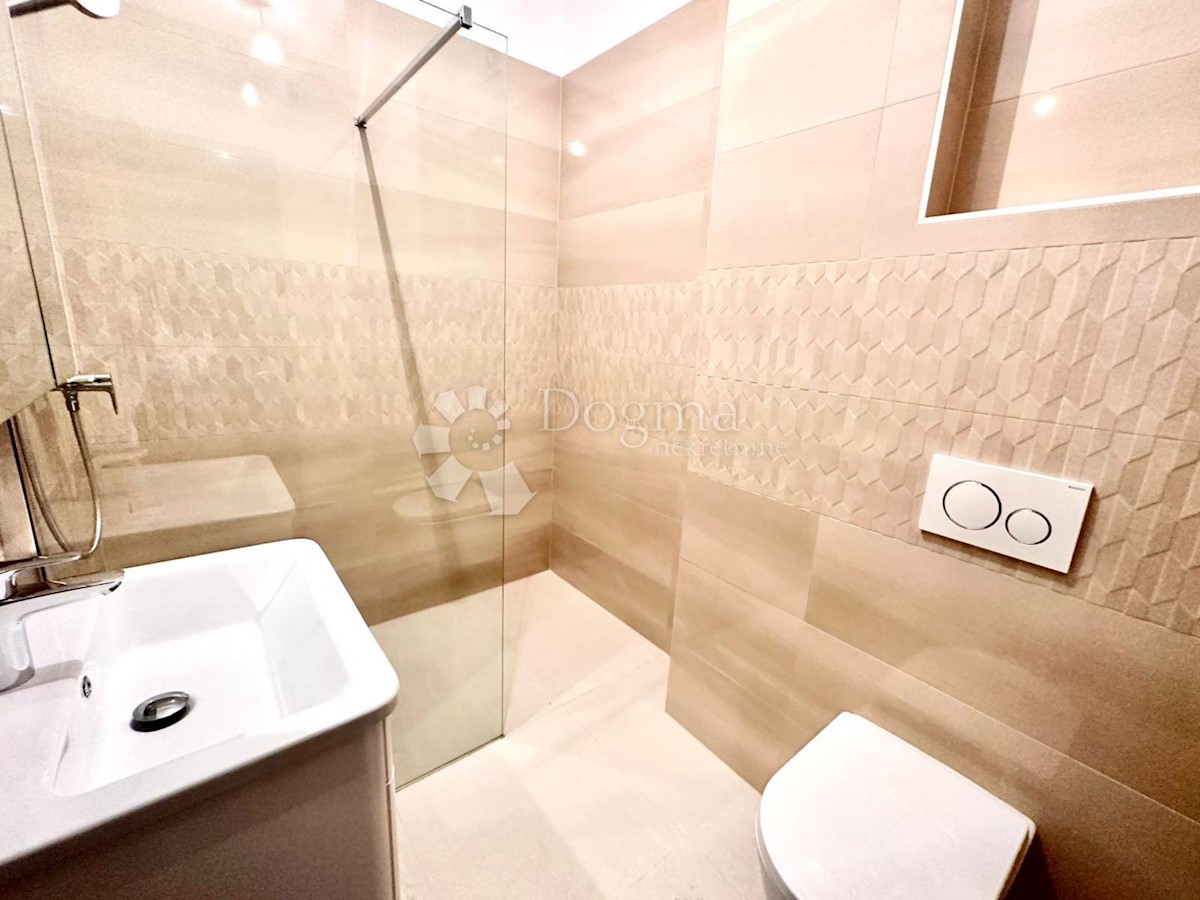 Allogio Centar, Pula, 105m2