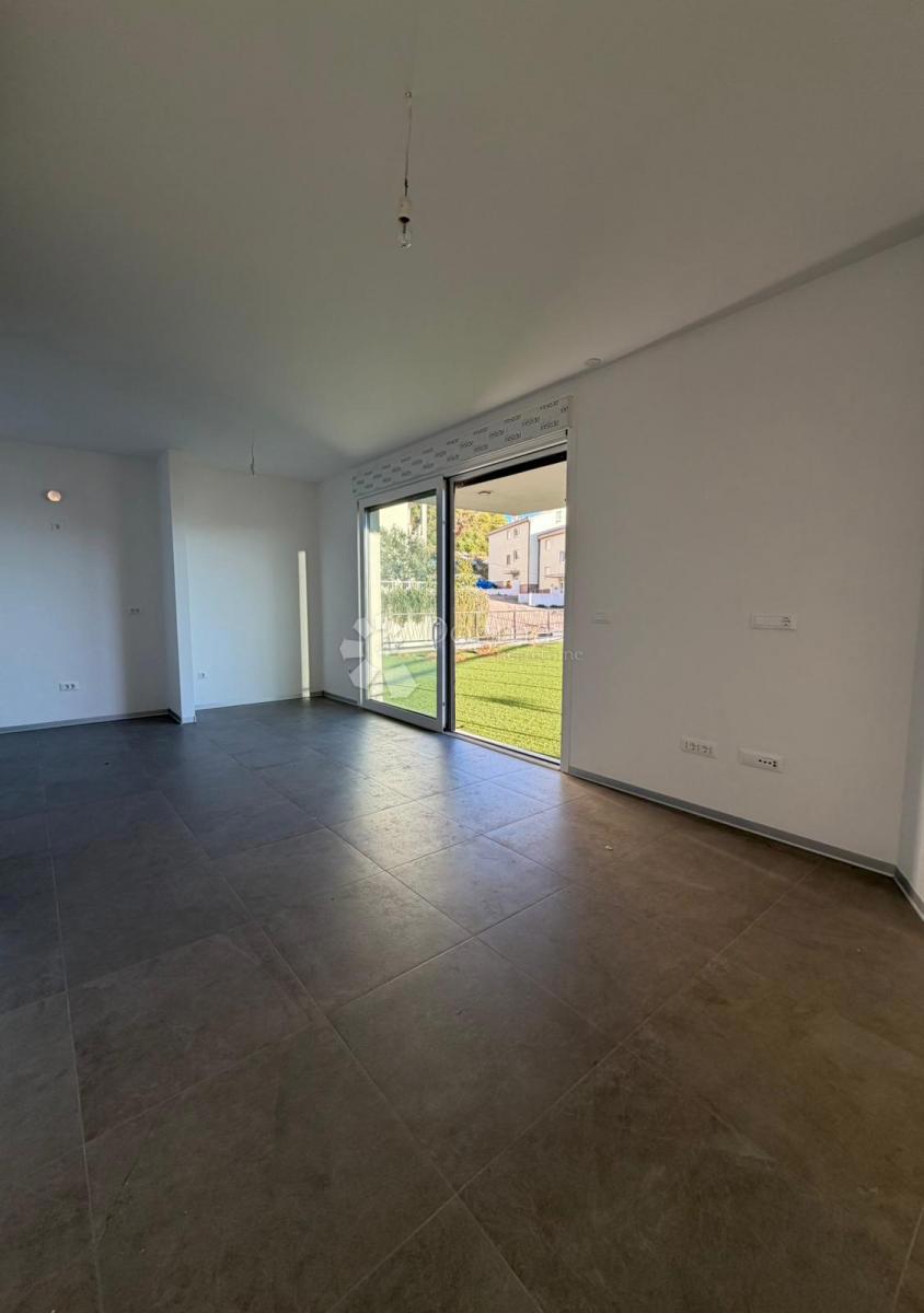 Allogio Okrug Gornji, Okrug, 72,34m2