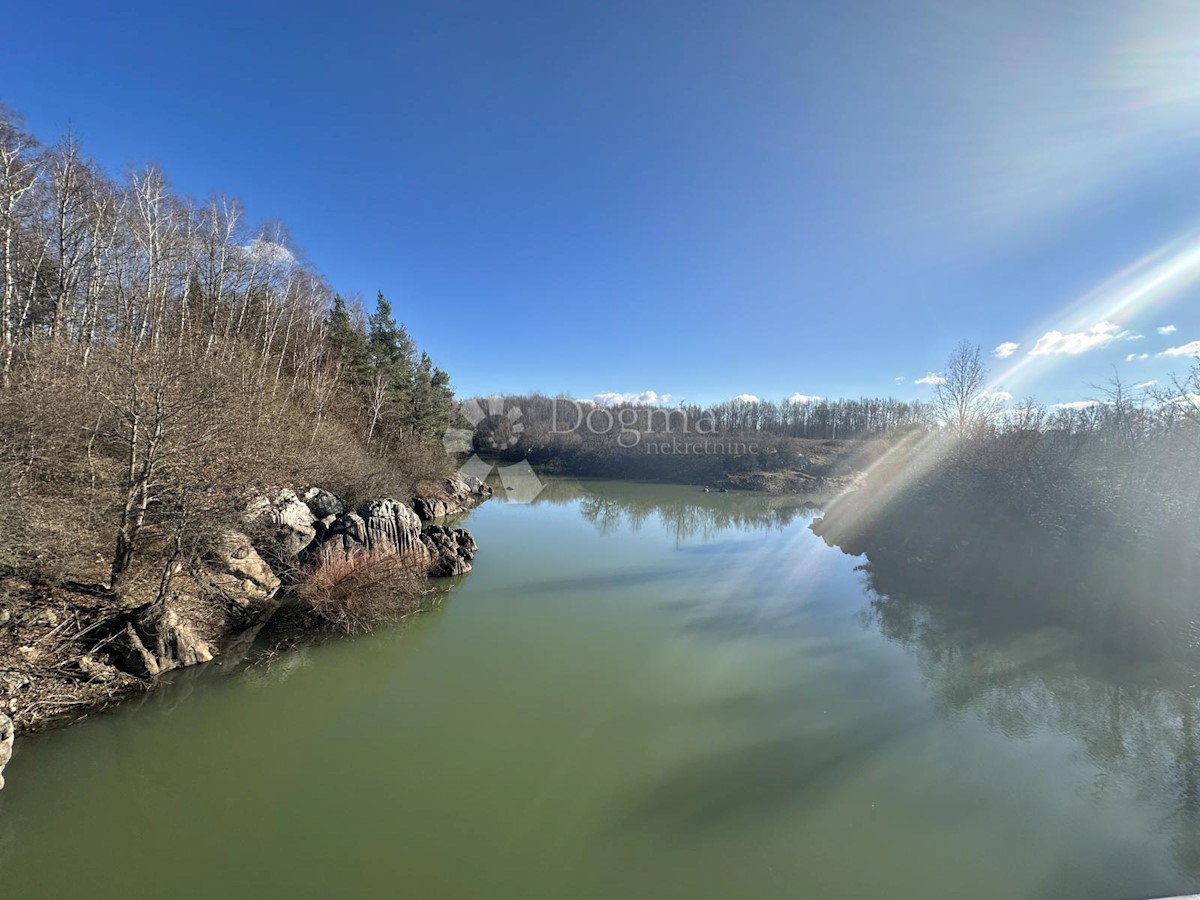 Terreno Veliki Žitnik, Gospić - Okolica, 66.332m2