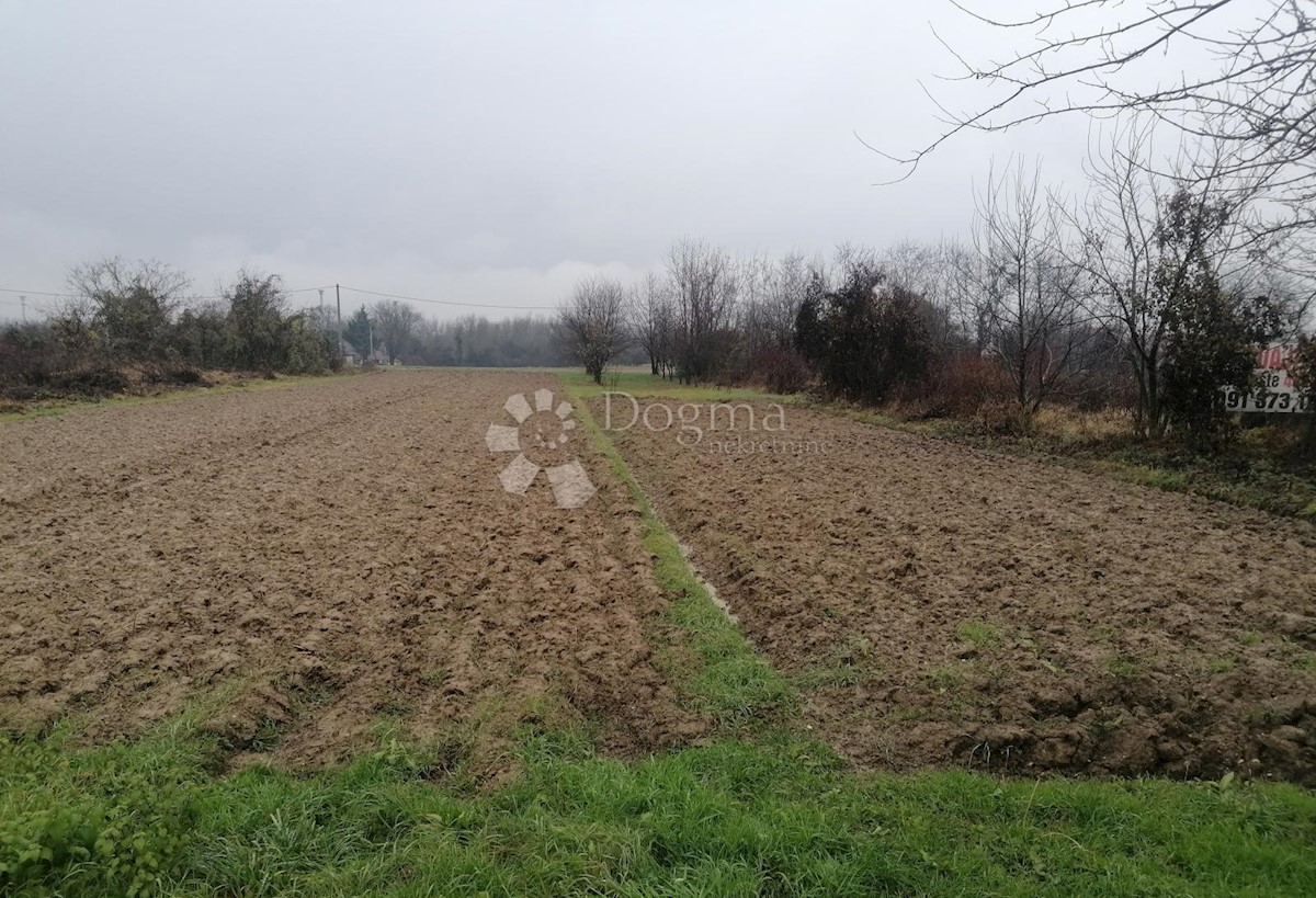 Terreno Buzin, Novi Zagreb - Istok, 2.000m2