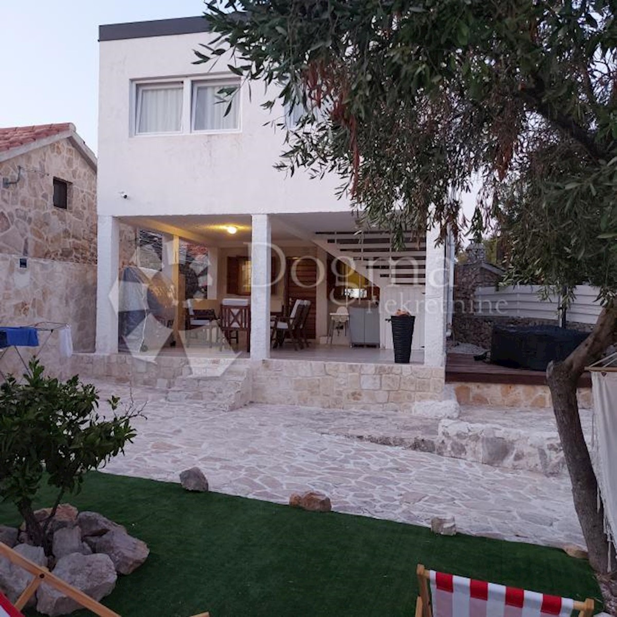 Casa Drvenik Mali, Trogir - Okolica, 109m2