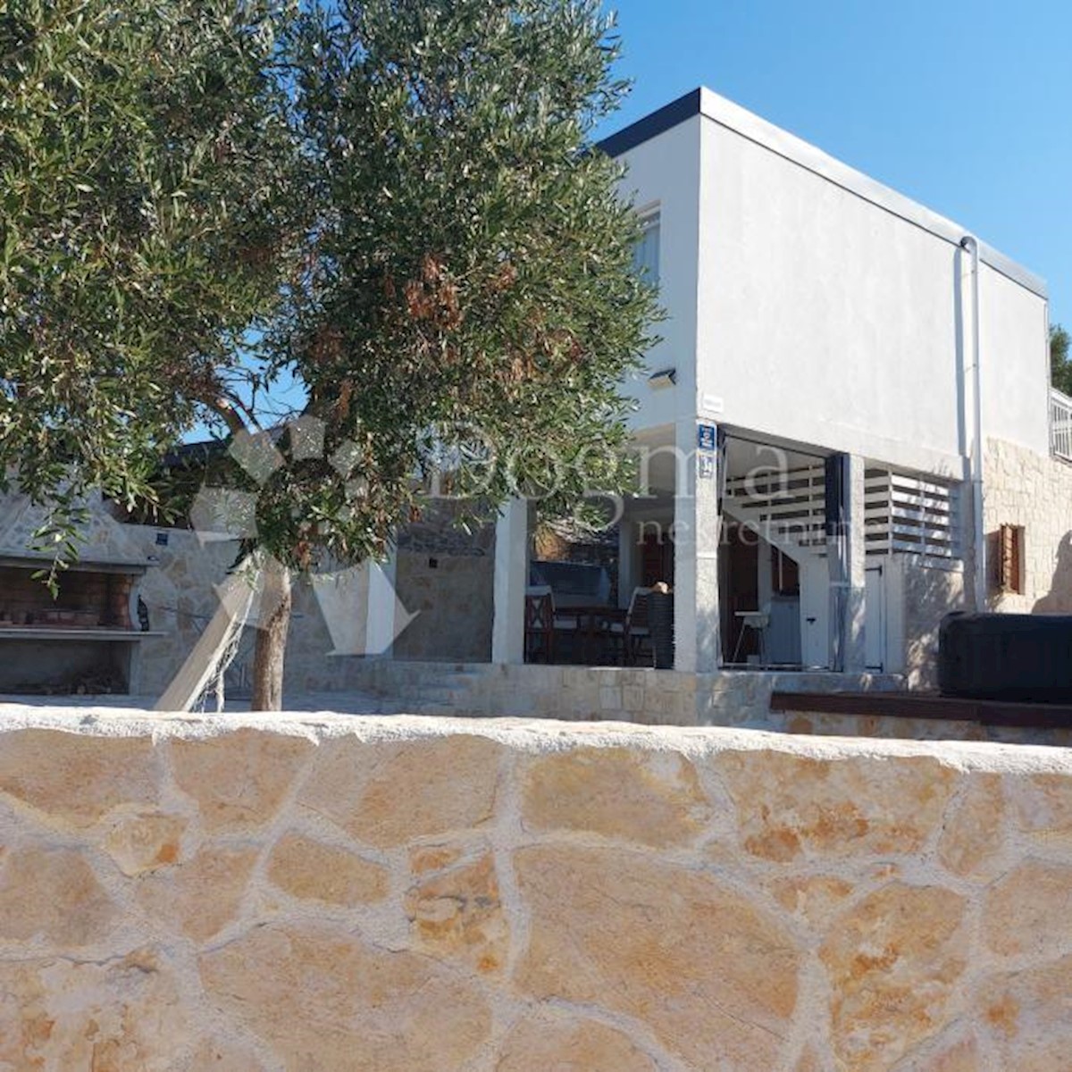 Casa Drvenik Mali, Trogir - Okolica, 109m2