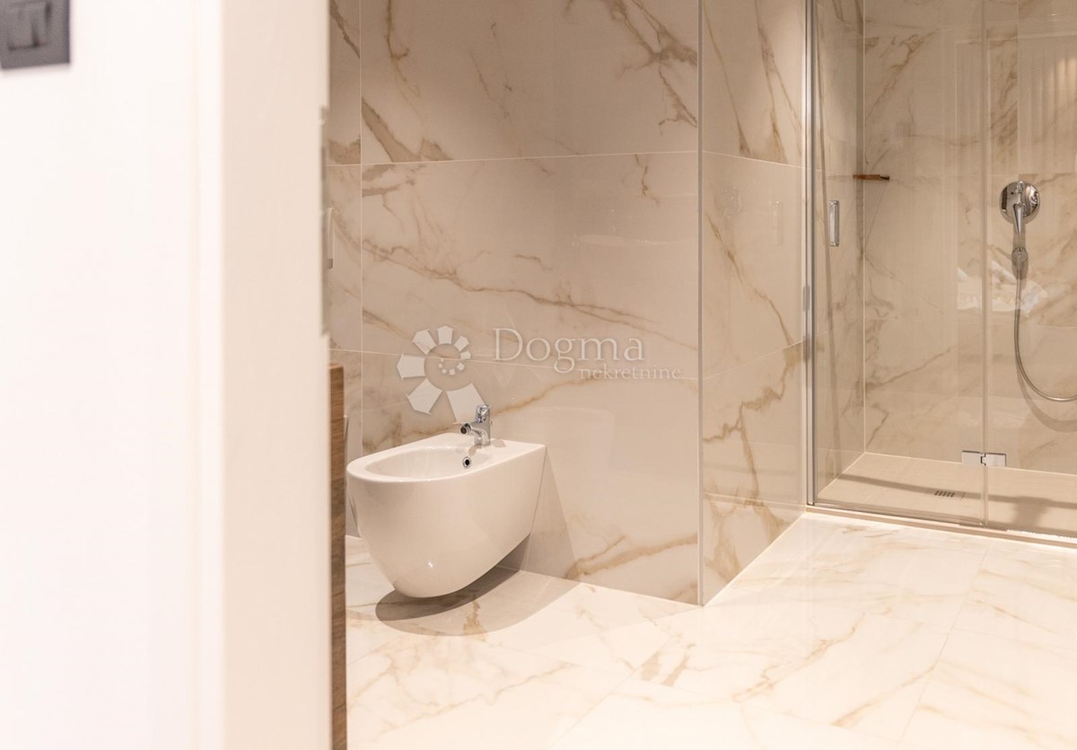 IL SOGNO DI UNA VILLA IN PIETRA D'ISTRIA DIVENTA REALTÀ