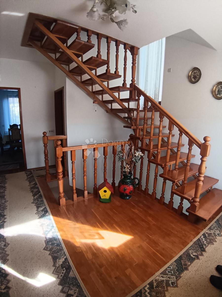 Casa Josipovac, Osijek - Okolica, 200m2