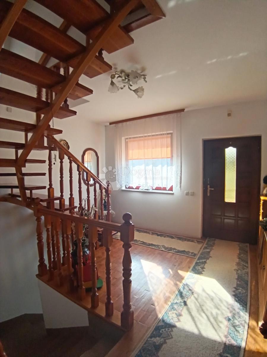 Casa Josipovac, Osijek - Okolica, 200m2