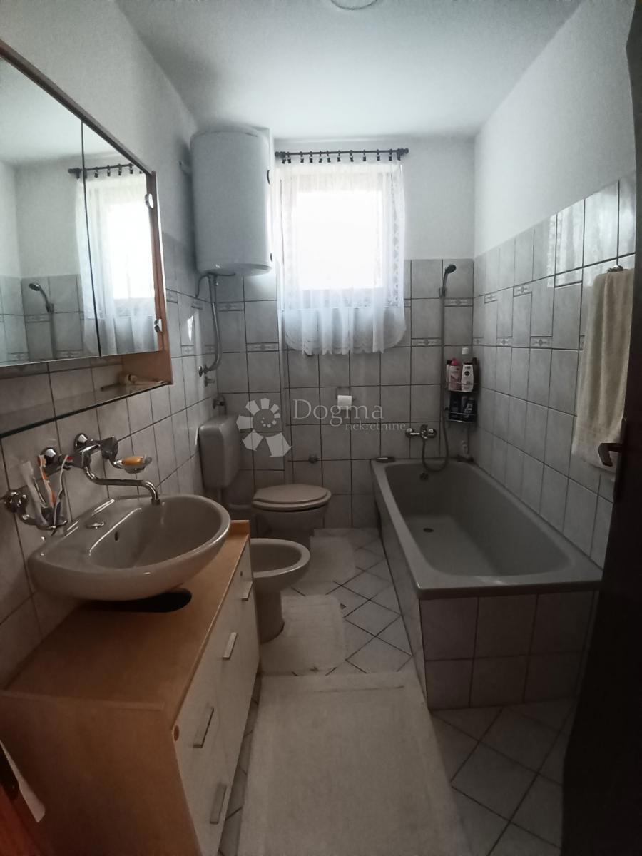 Casa Josipovac, Osijek - Okolica, 200m2