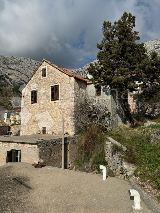 Casa Ivan Dolac, Jelsa, 113m2