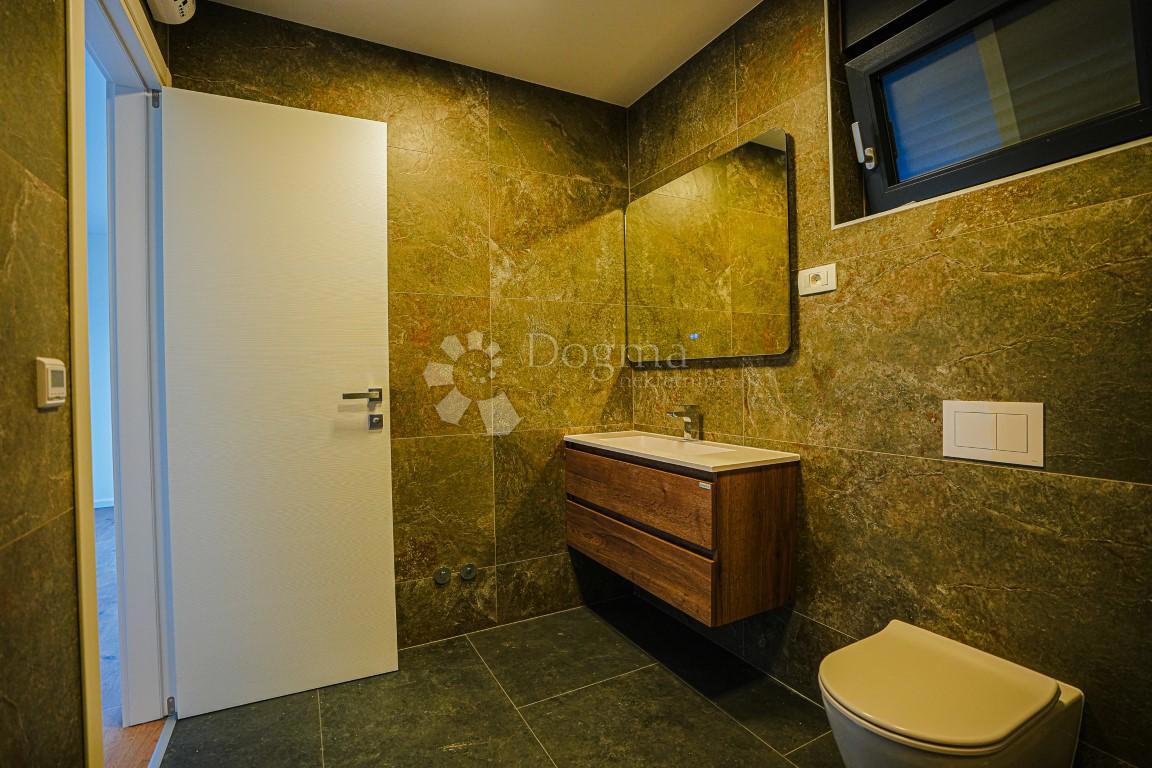 Villa Esclusiva con Piscina