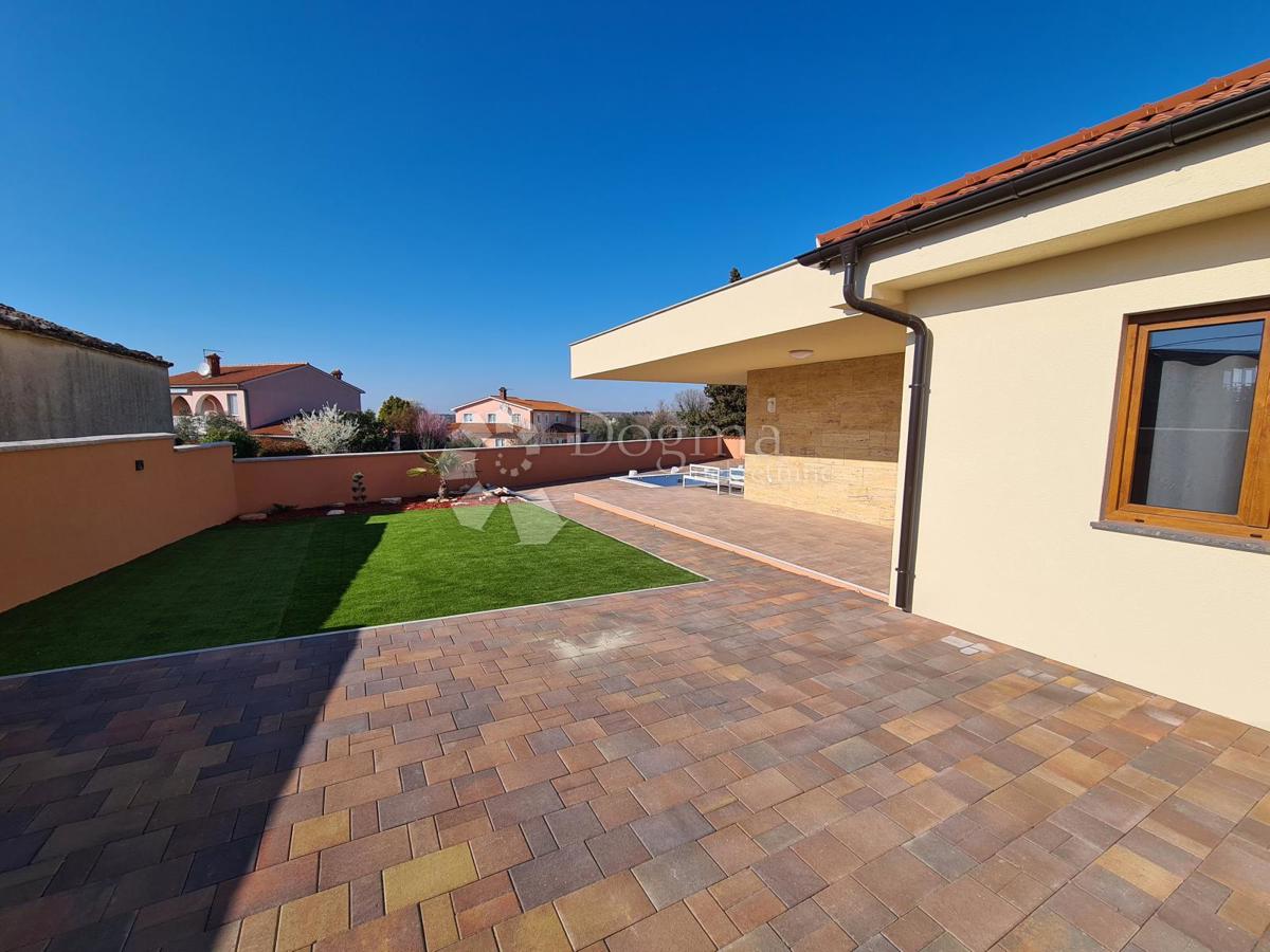 OPPORTUNITÀ! VILLA NUOVA, COSTRUZIONE 2022. NON UTILIZZATA, ARREDATA, PISCINA