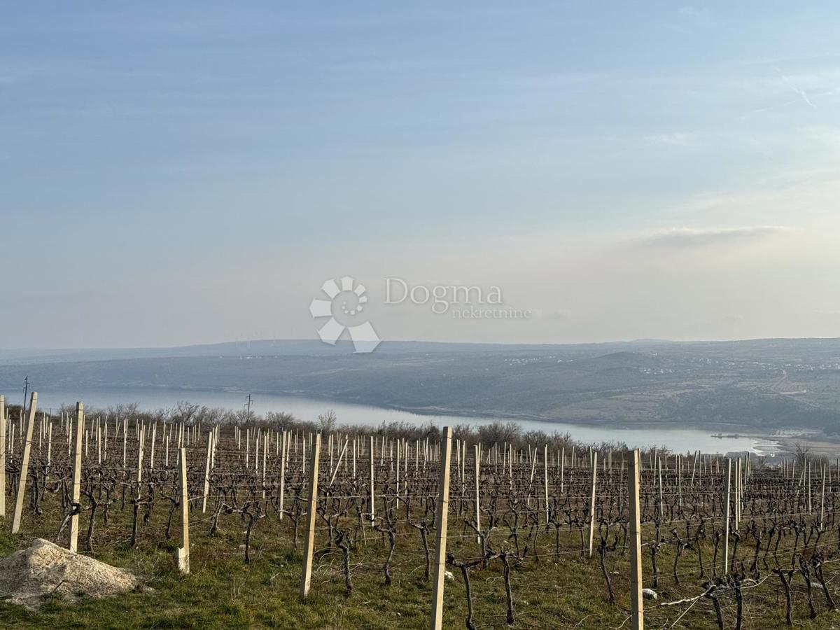 Terreno Posedarje, 26.125m2