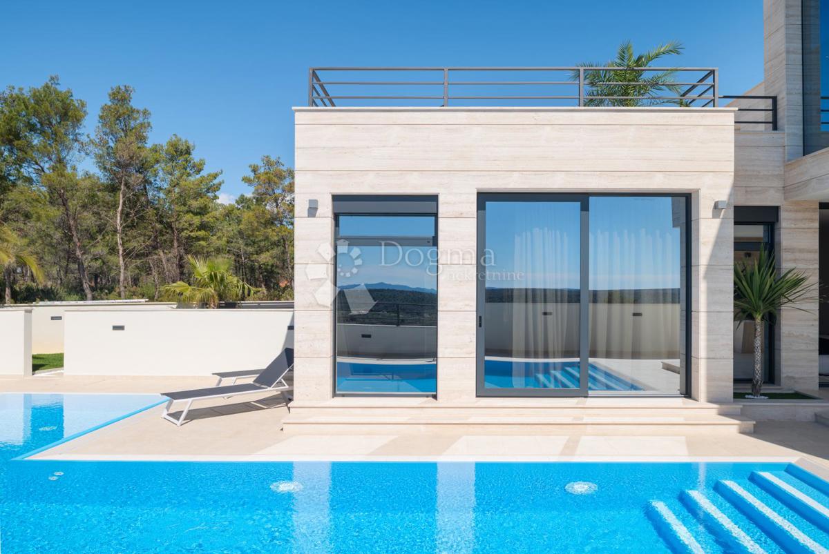 Casa Ražanac, 200m2