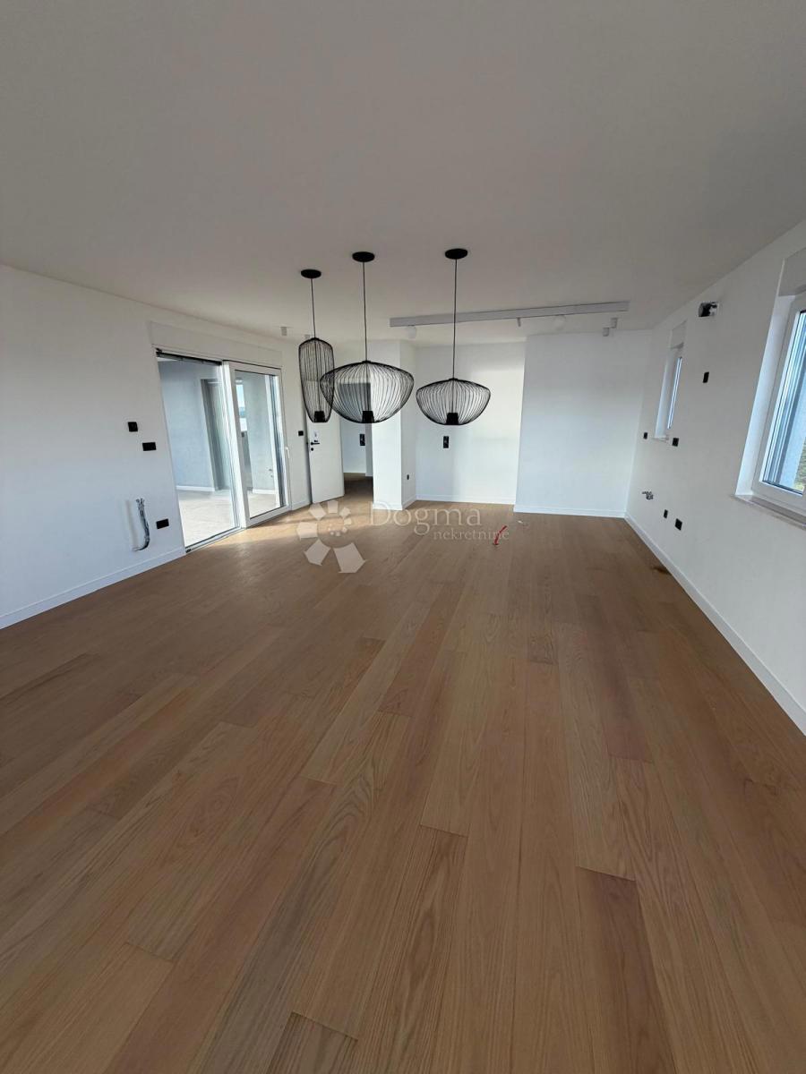 (PENTHOUSE) Seget Donji, Seget, 173,93m2