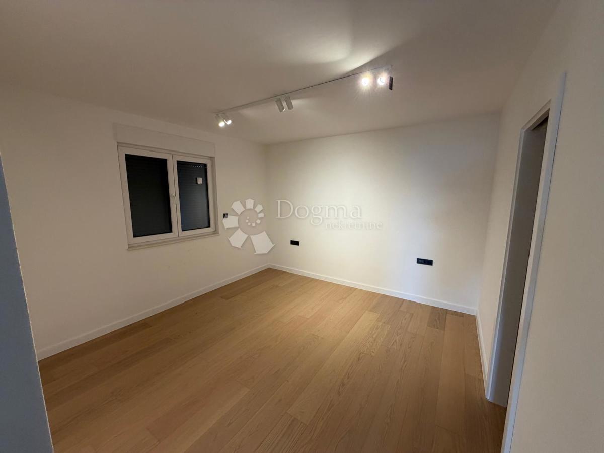 (PENTHOUSE) Seget Donji, Seget, 173,93m2