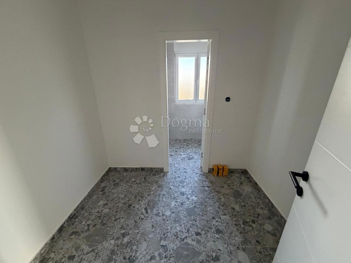 (PENTHOUSE) Seget Donji, Seget, 173,93m2