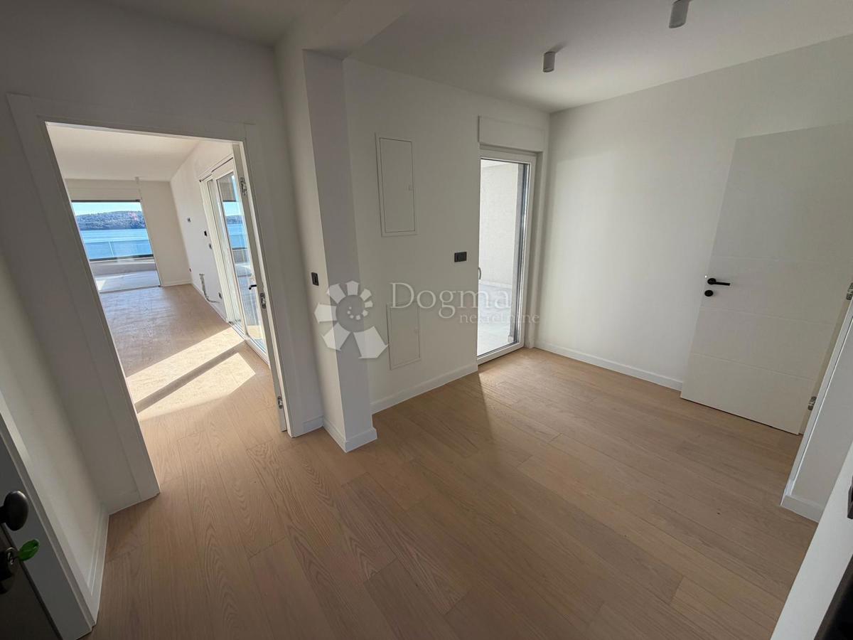 (PENTHOUSE) Seget Donji, Seget, 173,93m2