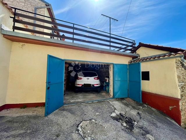 Casa Buje, 300m2