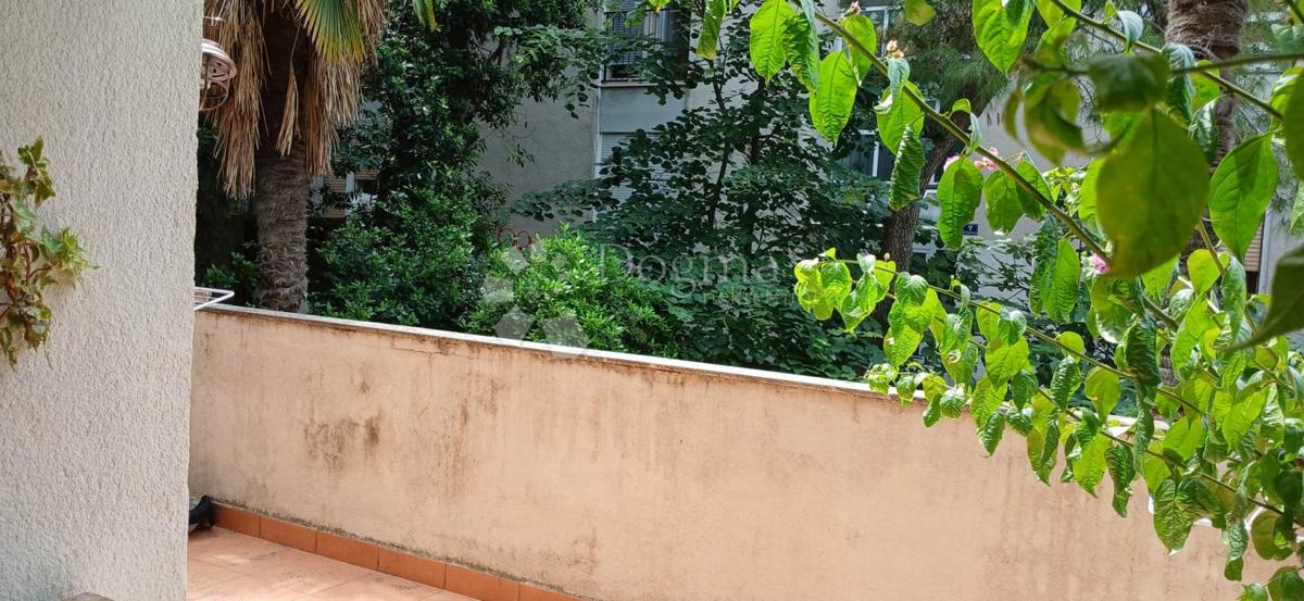 Allogio Manuš, Split, 92m2