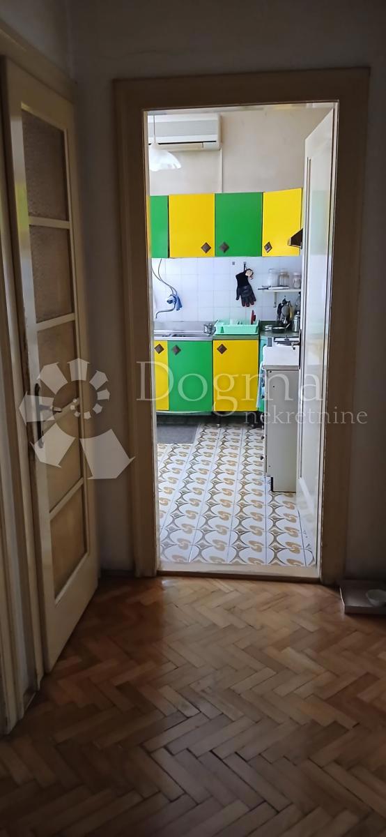 Allogio Manuš, Split, 92m2