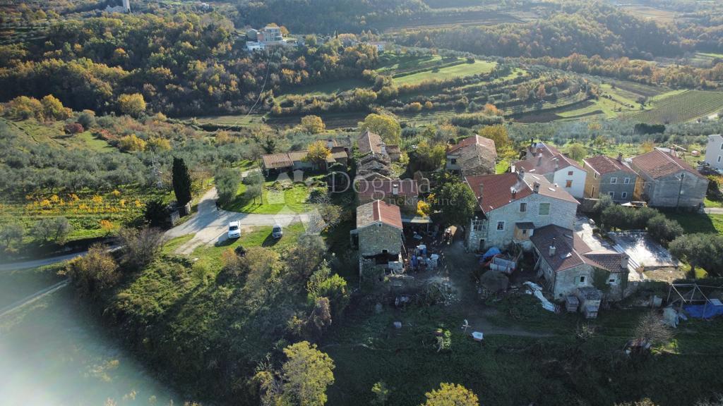 Casa Momjan, Buje, 1.962m2