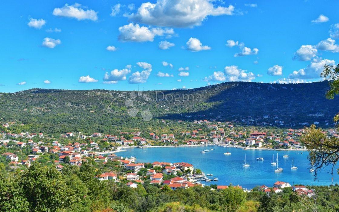 Terreno Vinišće, Marina, 448m2