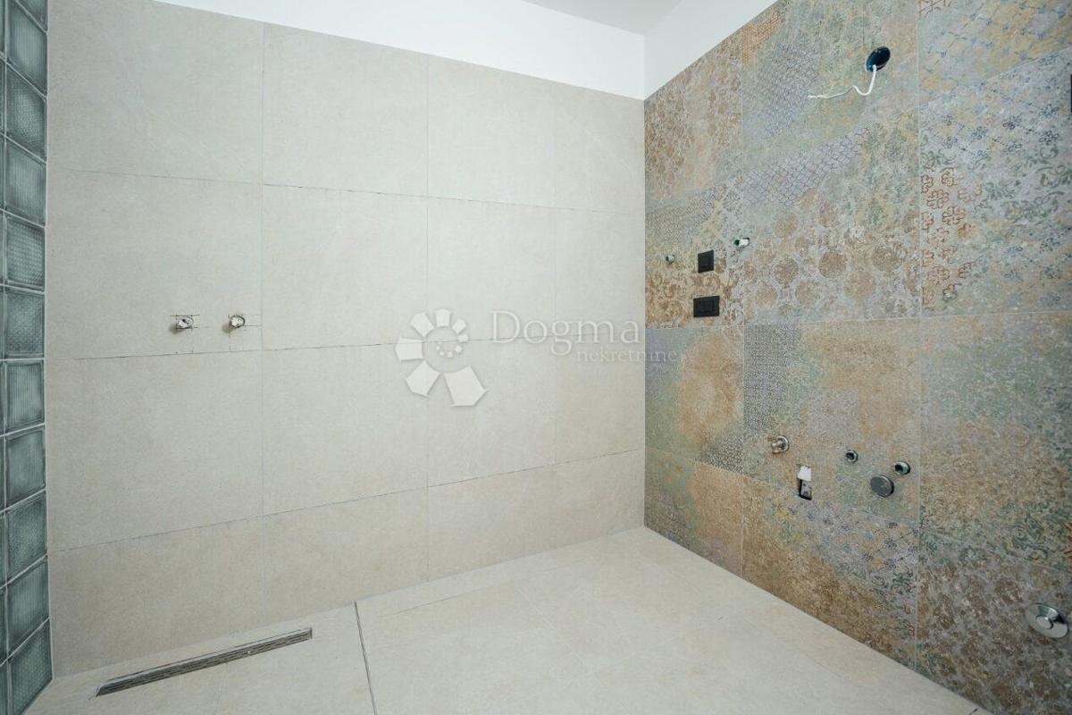 Allogio Petrčane, Zadar - Okolica, 183,06m2