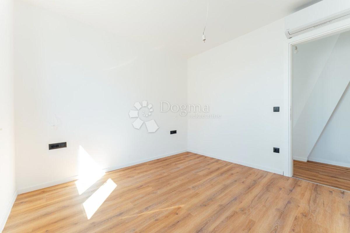 Allogio Petrčane, Zadar - Okolica, 183,06m2