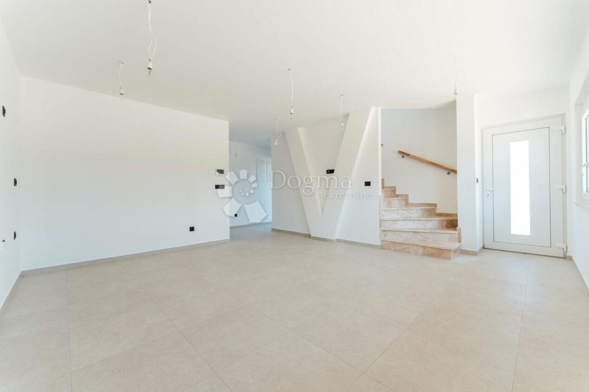 Allogio Petrčane, Zadar - Okolica, 183,06m2