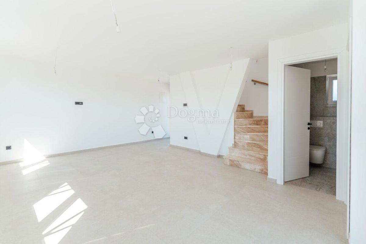 Allogio Petrčane, Zadar - Okolica, 183,06m2