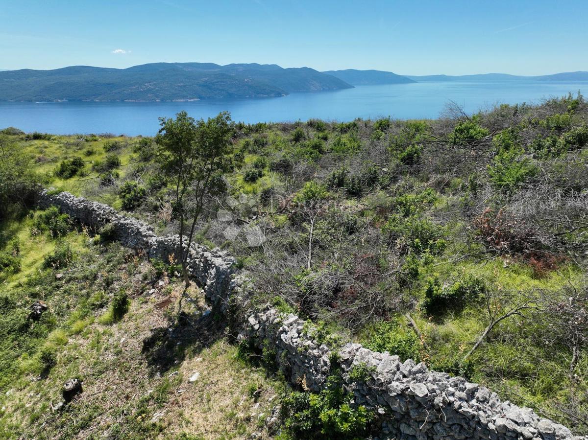 Terreno Plomin, Kršan, 674m2